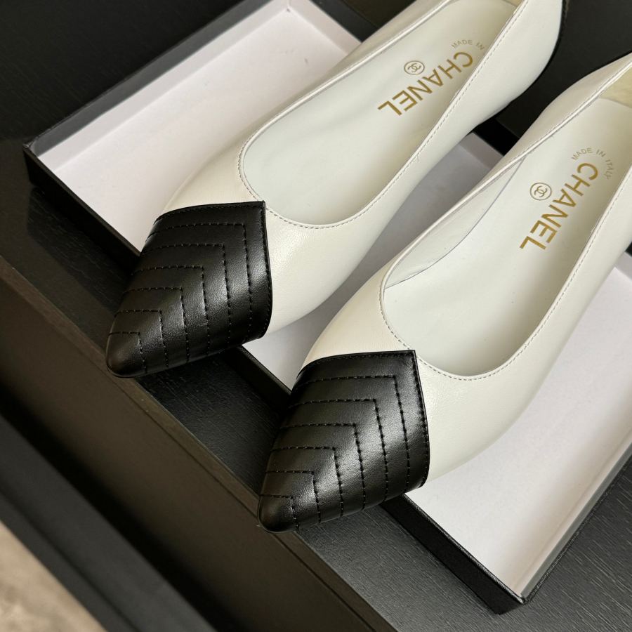 CHANEL women's shoes New Chanel 26 A C — 1:1 Replica — photo 3