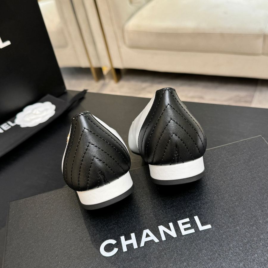 CHANEL women's shoes New Chanel 26 A C — 1:1 Replica — photo 9