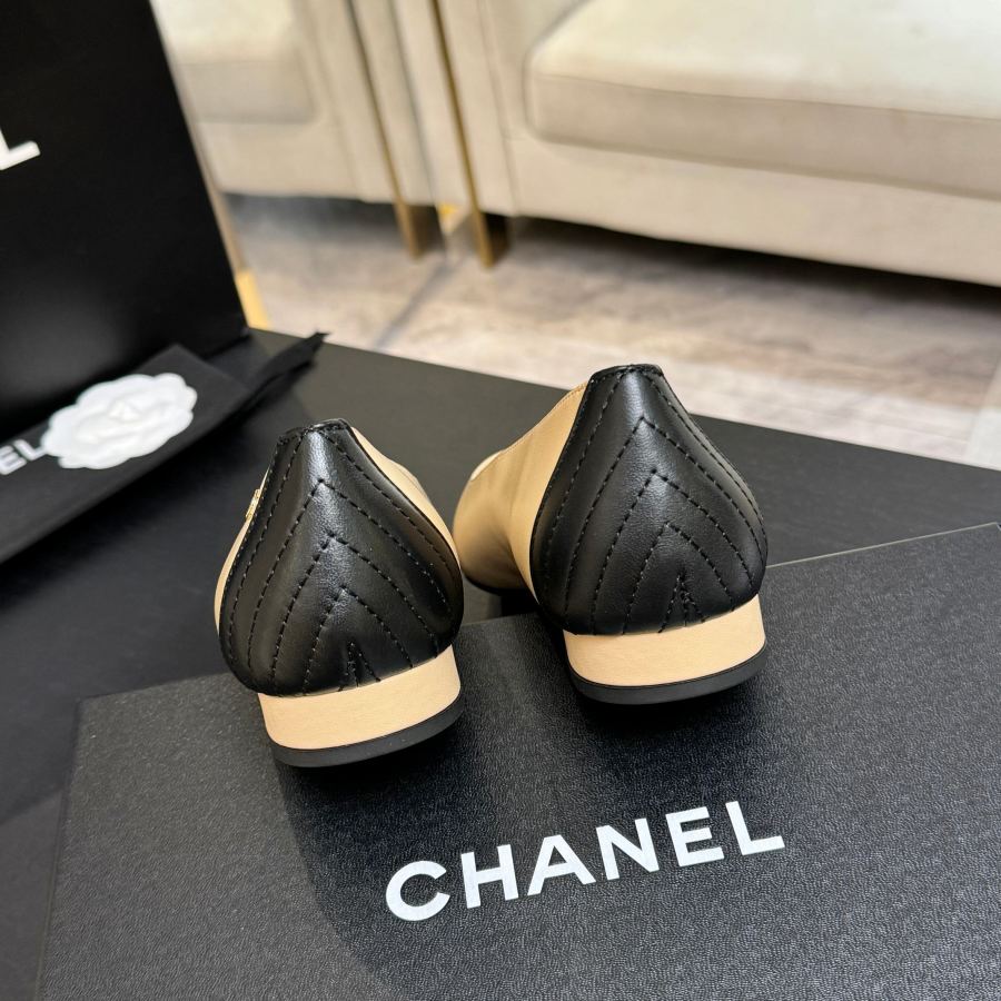 CHANEL women's shoes New Chanel 26 A C — Premium Replica — photo 3