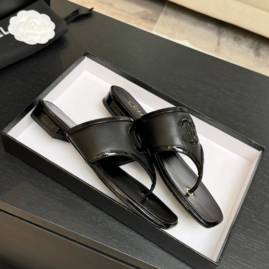 CHANEL women's shoes s New Chanel Coco Mary Jane Logo — AAA Quality Replica — photo 9