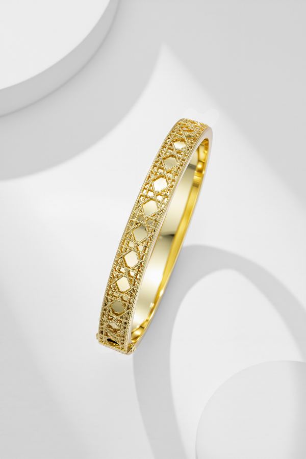 Dior Jewelry My Dior, which has just been launched, has an exotic beauty when worn in layers — Premium Replica — photo 4