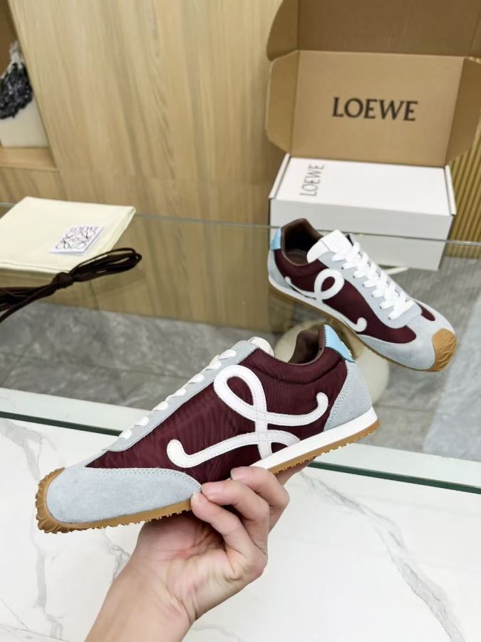 LOEWE women's shoes It’s true LOEWE’s shoes have become very popular this year. This ballet — 1:1 Replica — photo 3