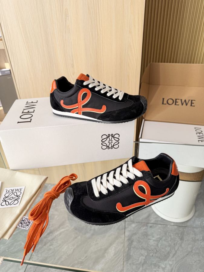 LOEWE women's shoes Actually has a new color. LOEWE’s shoes have become very popular this year. — AAA Quality Replica — photo 6