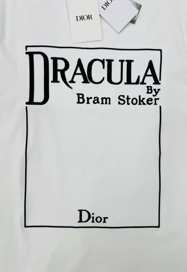 Dior men Dior Dracula T 《 》. “DRACULA By Bram Stoker” 190g Dior — 1:1 Replica For Sale — photo 4