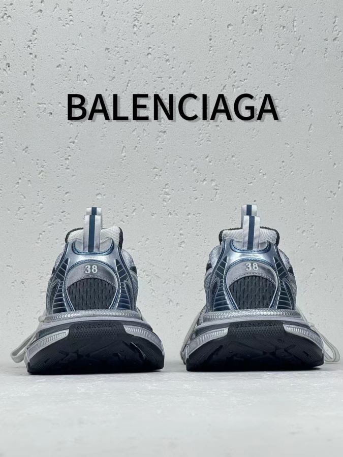 balenciaga schoen P Kanaalvoordeel Groothandel beschikbaar — photo 6