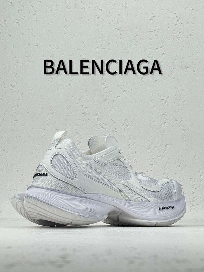 sapato balenciaga P Channel Advantage disponível no atacado — photo 7