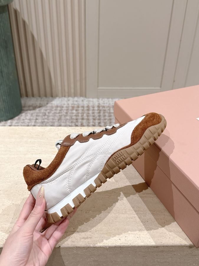Miumiu damskor Toppversion: (flygplanslåda) — photo 5