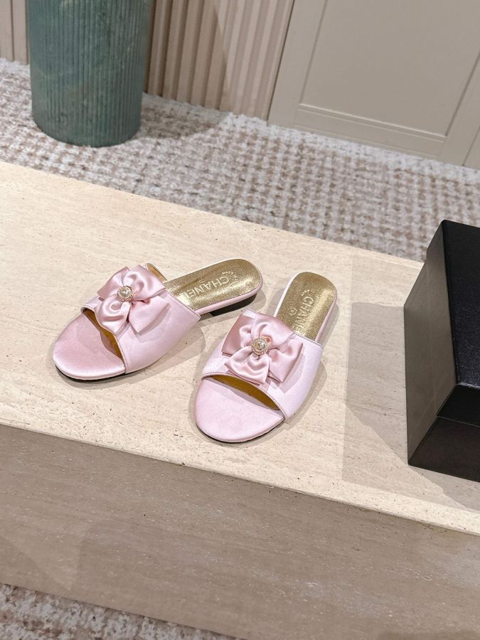 CHANEL women's shoes:Chanel 26 New 26 X C — 1:1 Replica — photo 3