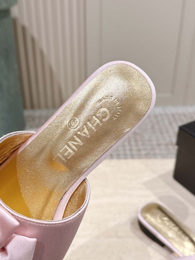 CHANEL women's shoes:Chanel 26 New 26 X C — 1:1 Replica — photo 6