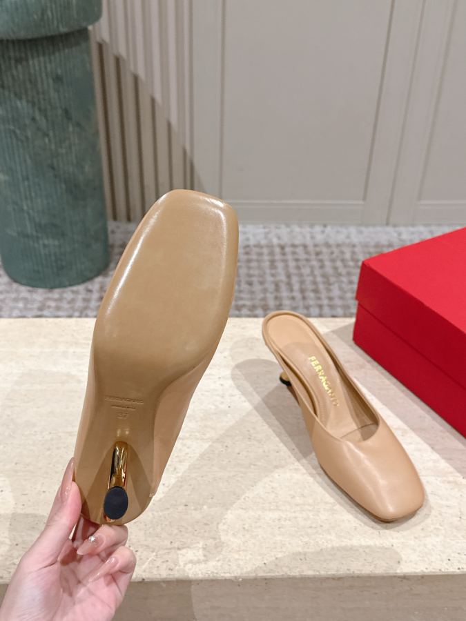 Ferragamo women's shoes Top version: — Premium Replica — photo 9