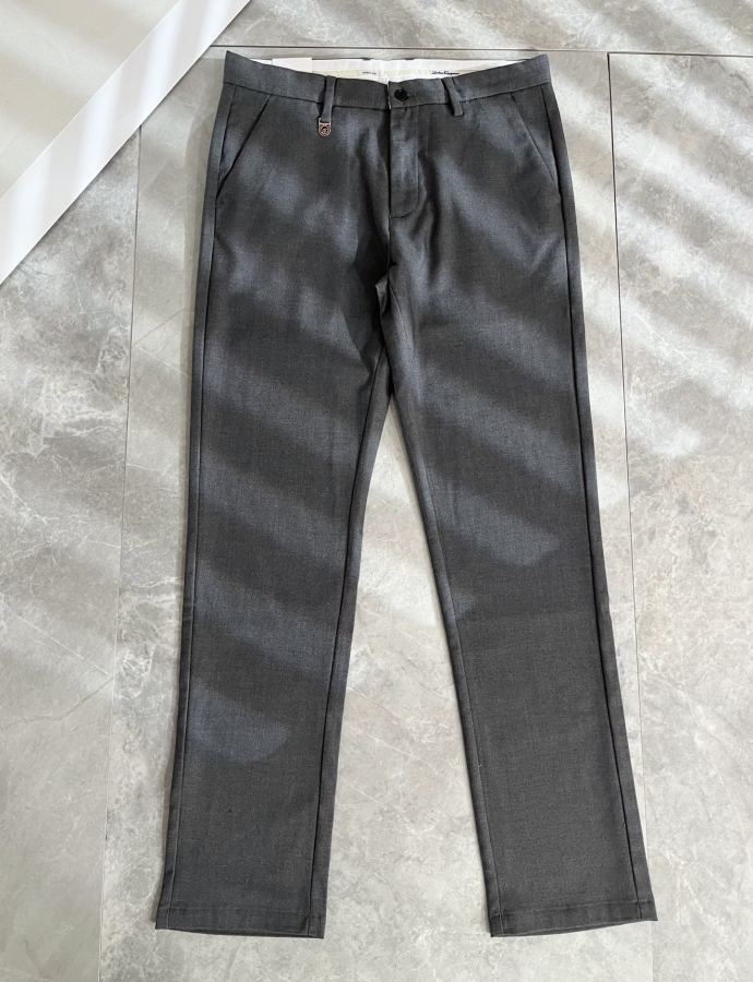 Ferragamo men Ferraga*mo * 2025 New LOGO G Logo 30 -40 — 1:1 Replica — photo 2