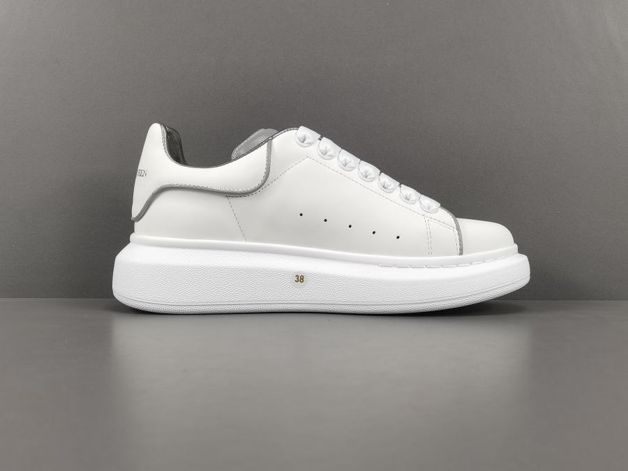 Alexander Mc Queen Schuhe P Channel Advantage im Großhandel erhältlich — photo 2