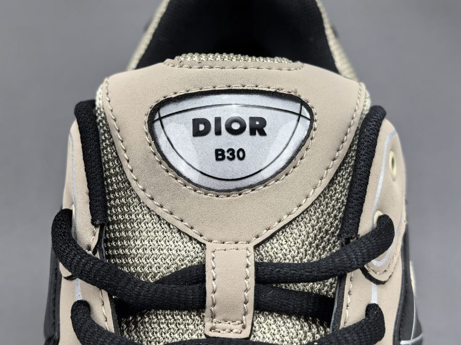 Ventaja del canal P del zapato dior, ¡disponible al por mayor — photo 7
