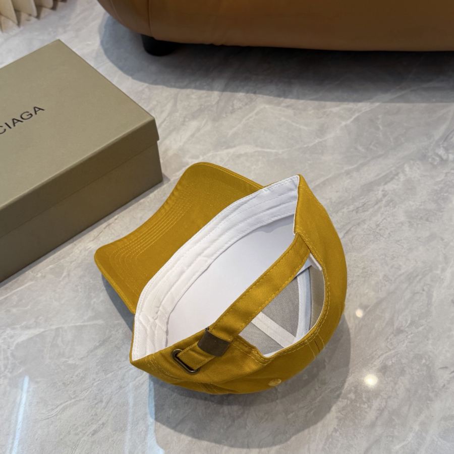 Balenciaga hat Balenciaga New — 1:1 Replica For Sale — photo 3