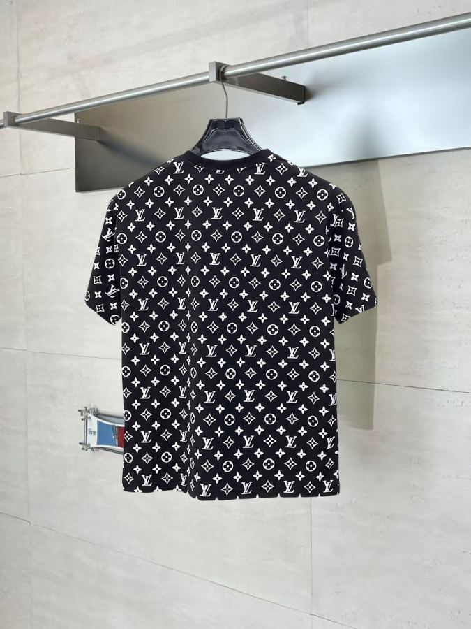 LV men LV 2026 New T logo 260. M-XXXL — AAA Quality Replica — photo 2