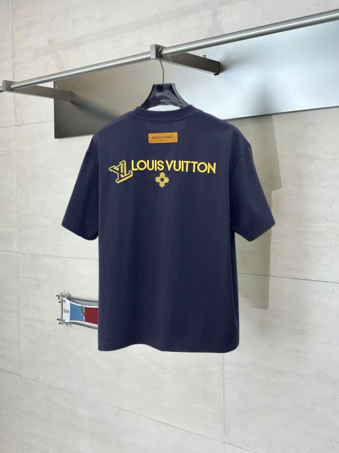 LV men LV 2026 New T logo 260. M-XXXL — 1:1 Replica — photo 2