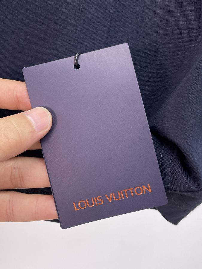 LV men LV 2026 New T logo 260. M-XXXL — 1:1 Replica — photo 10