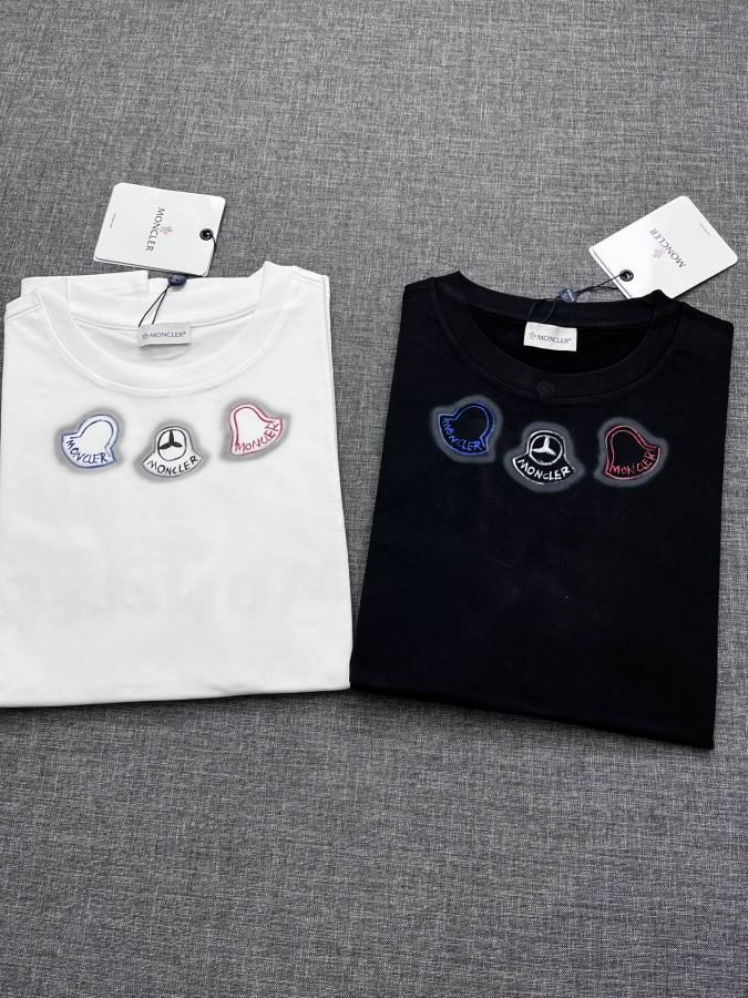 moncler men Mengkou Men's high-end fashion round-neck short-sleeved T-shirt, new spring and summer — 1:1 Replica For Sale