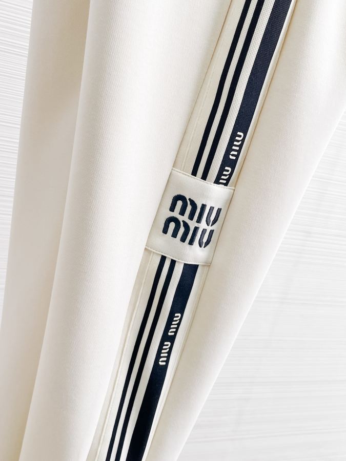 MIUMIU masculino miumiu 2026 Novo LOGO, M-3 XL — photo 6