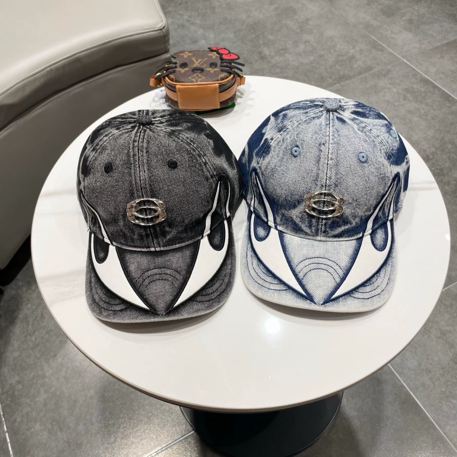 Chapeau Balenciaga Newlogo style — photo 5