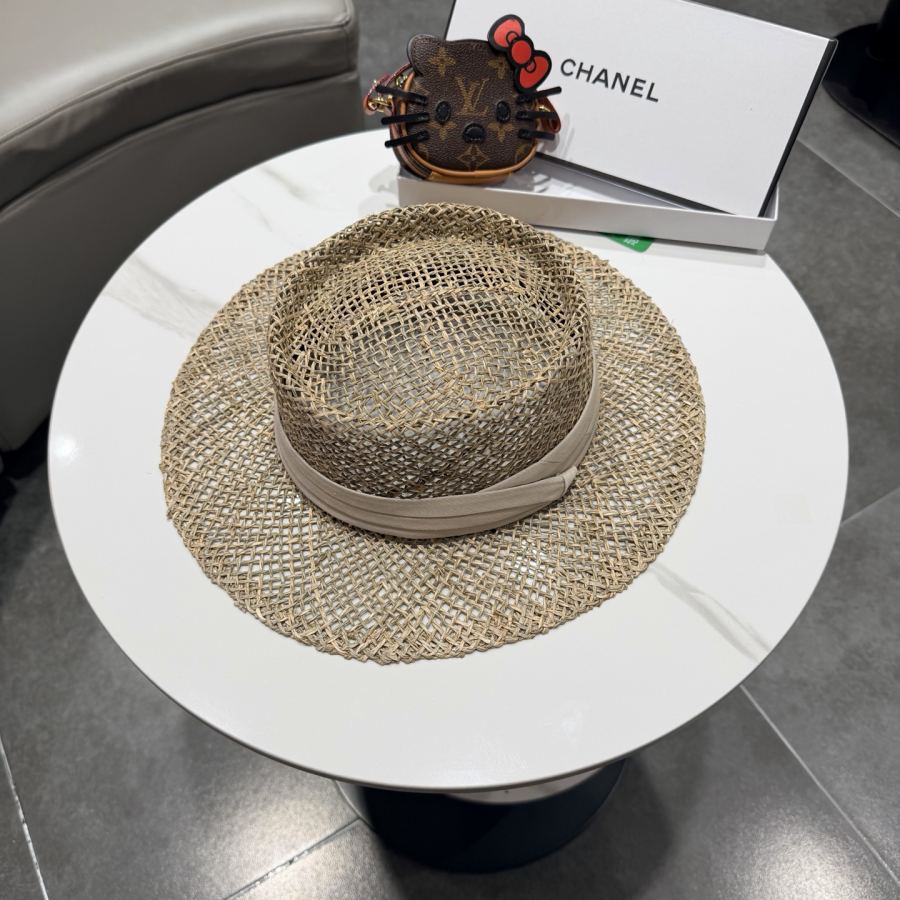 Chanel hat chanel natural saltwater straw internet celebrity flat top hat women's summer beach trip — AAA Quality Replica — photo 2