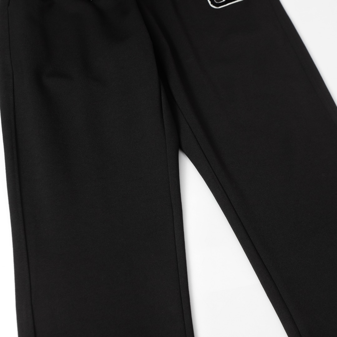 Valentino men 2025ss early spring New elastic band casual pants, counter-customized fabrics with — AAA Quality Replica — photo 8