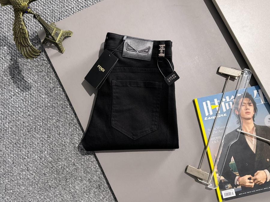 Denim tears Clothes Fendi's new 2026 four-season hot brick pocket slim-fit jeans trousers, imported — AAA Quality Replica — photo 3
