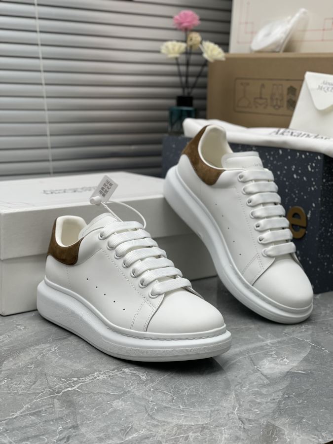 Alexander Mc Queen Women's Shoes Factory ¥ ( Top Version ). (New black and white) Newly upgraded — 1:1 Replica — photo 3