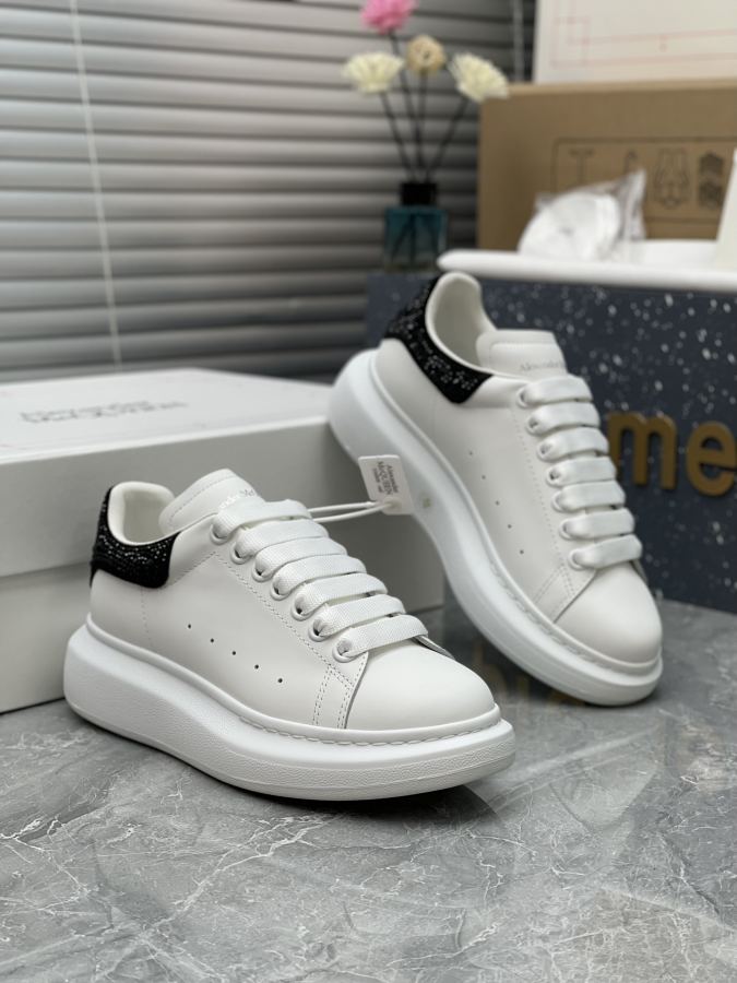 Alexander Mc Queen Women's Shoes Factory ¥ ( Top Version ). (Black diamond tail) Newly upgraded — 1:1 Replica — photo 3