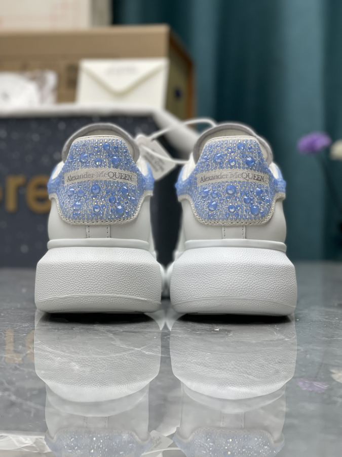 Alexander Mc Queen Women's Shoes Factory ¥ ( Top version produced in Dongguan ) (Blue diamond tail) — 1:1 Replica For Sale — photo 4