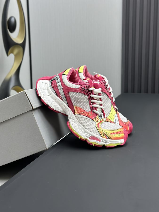 Balenciaga Women's Shoes Factory 3 XL Balenciaga Phantom Sneaker 3 XL Track Trainer — 1:1 Replica — photo 4