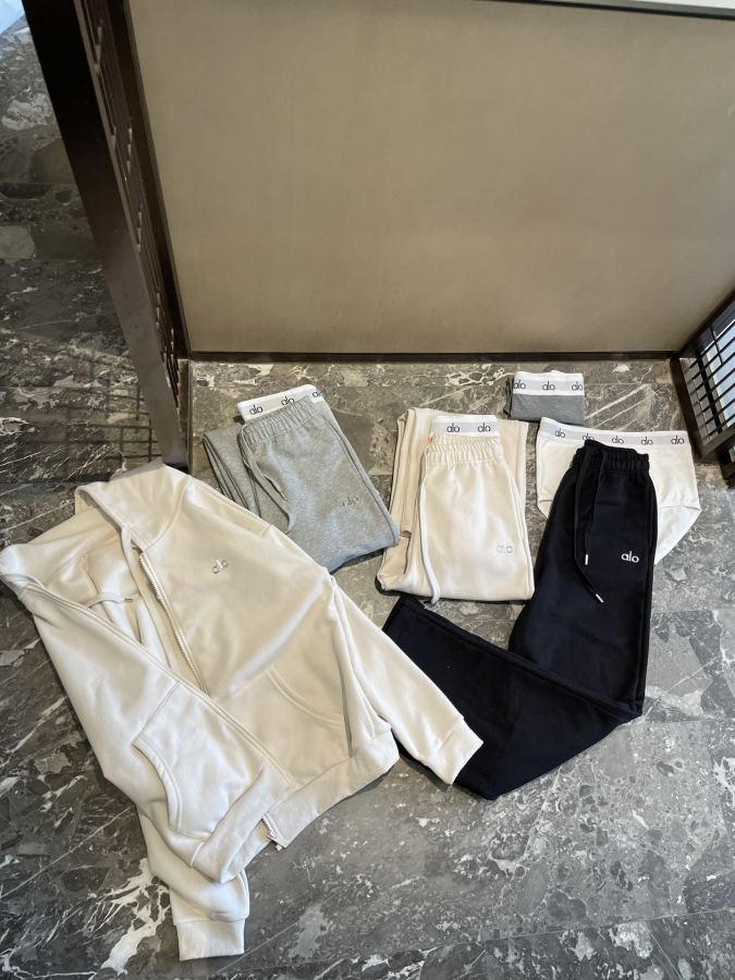 Alo accessories Paired with our suit, I can only say it is the best combination! — 1:1 Replica — photo 2