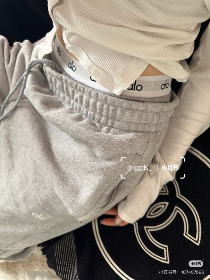 Alo accessories Here are some outfit ideas for you, sisters! — AAA Quality Replica — photo 2
