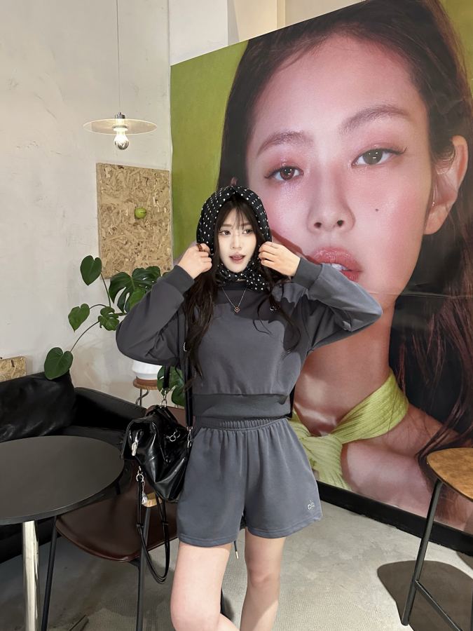 Alo Shorts This color is really high-end, a top player in the sweatshirt world! — AAA Quality Replica — photo 4