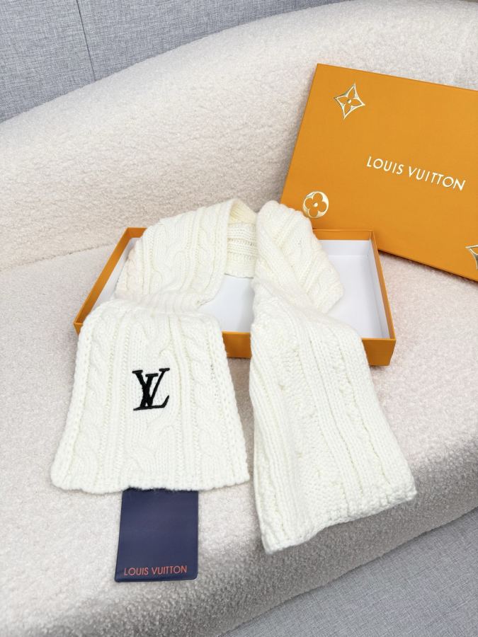 LV halsduk LV Logo 30cm 100% 30*180cm — photo 5