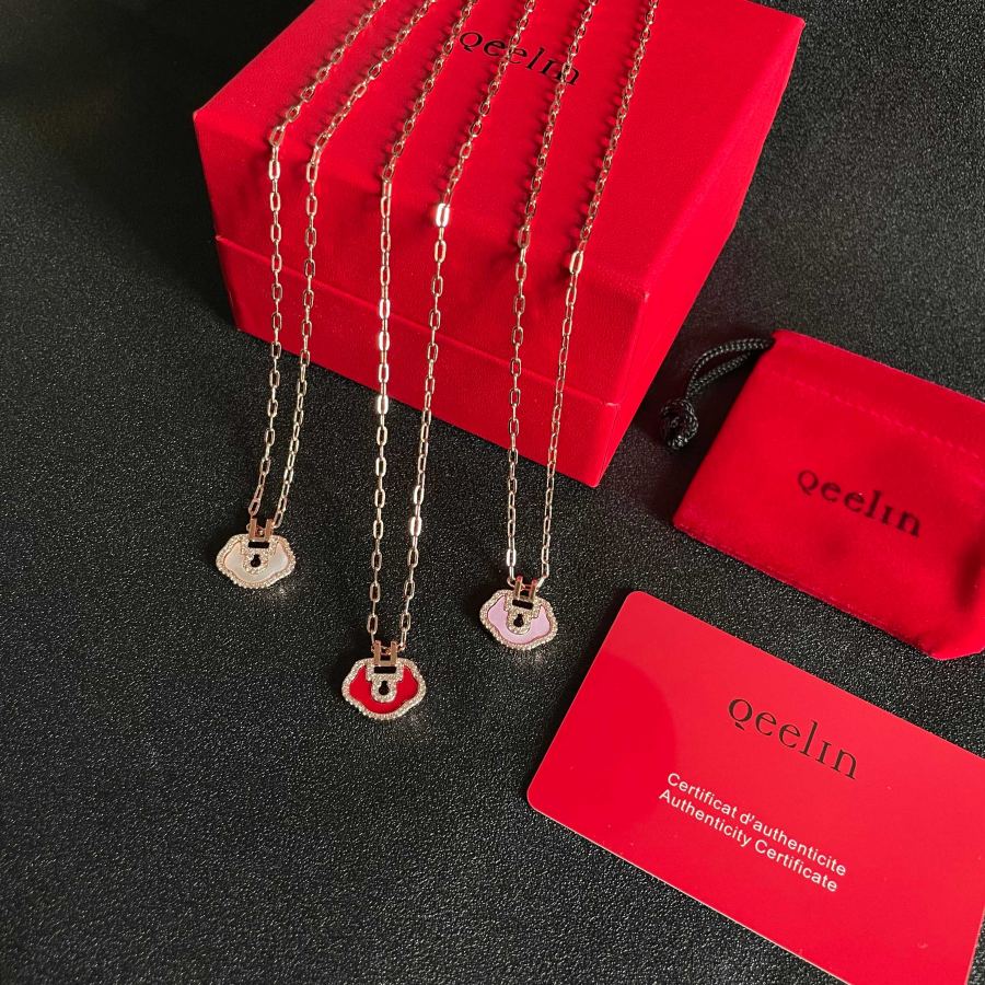 Qeelin Jewelry Kirin mini Ruyi necklace, hand-made micro-set Eight Hearts and Eight Arrows high-carbon — 1:1 Replica — photo 10