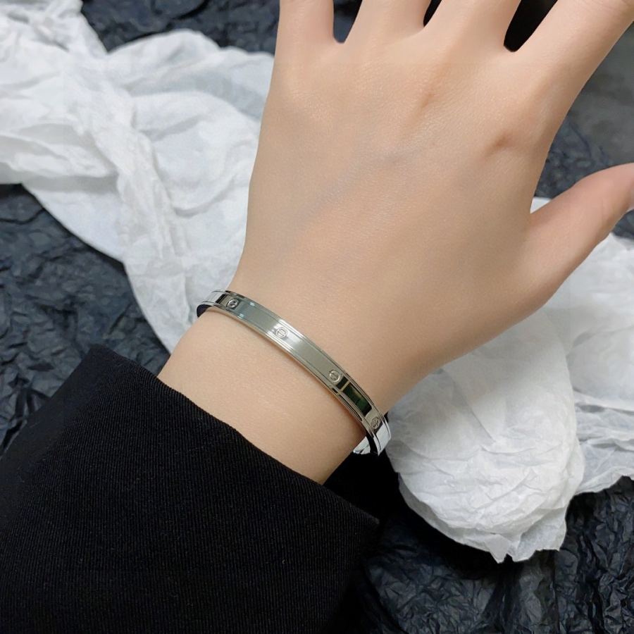 Cartier Jewelry Cartier 18k logo 360 — 1:1 Replica — photo 2