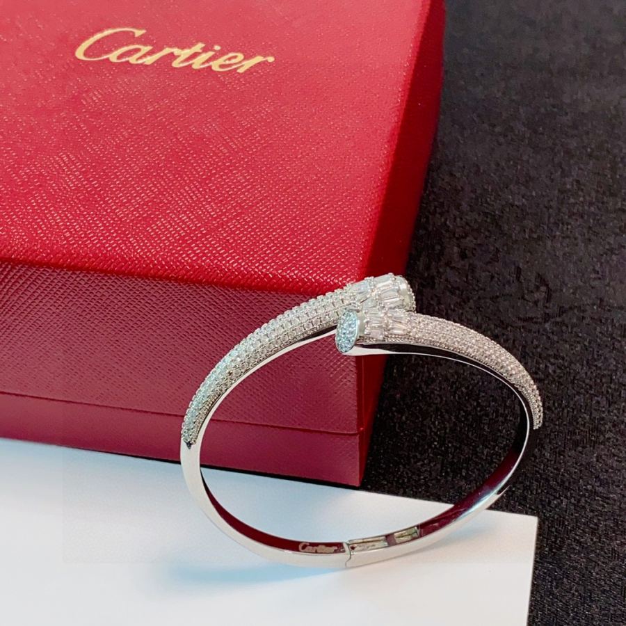 Cartier Jewelry Cartier 18k logo 360 — 1:1 Replica