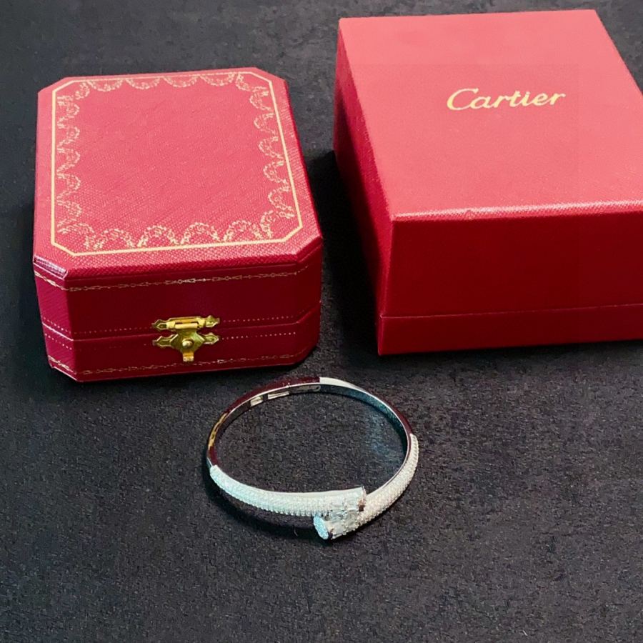 Cartier Jewelry Cartier 18k logo 360 — 1:1 Replica — photo 9
