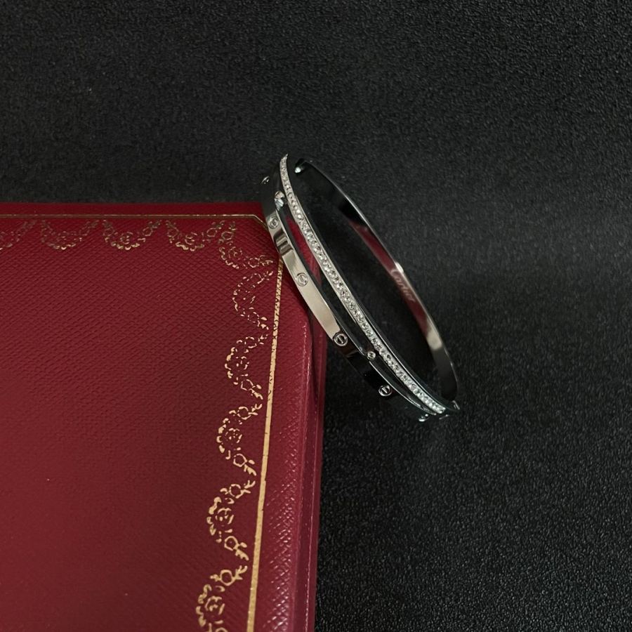 Cartier Jewelry Cartier 18k logo 360 — AAA Quality Replica — photo 9