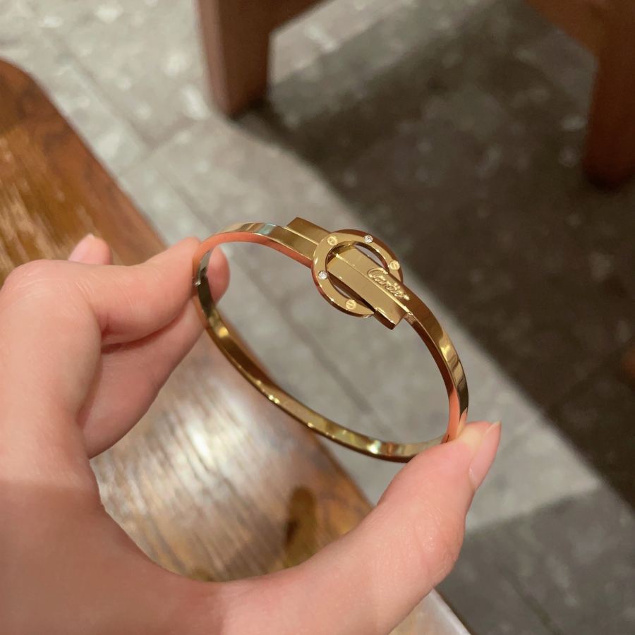 Cartier Jewelry Cartier 18k logo 360 — 1:1 Replica — photo 4
