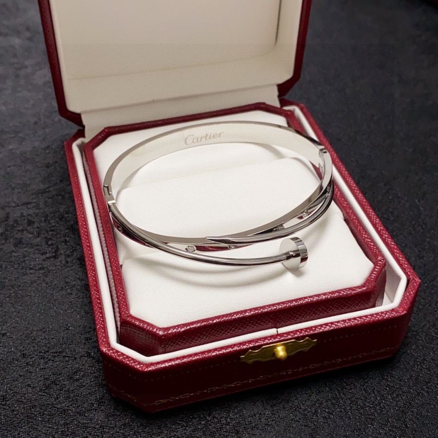Cartier Jewelry Cartier 18k logo 360 — 1:1 Replica For Sale — photo 5