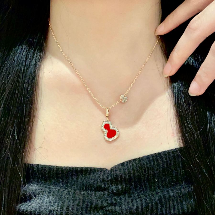 Qeelin Jewelry Kirin Gourd and Red Fritillaria Necklace — Premium Replica