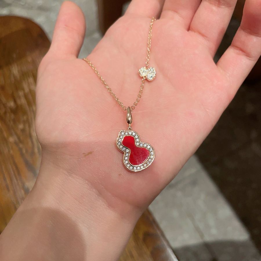 Qeelin Jewelry Kirin Gourd and Red Fritillaria Necklace — Premium Replica — photo 4