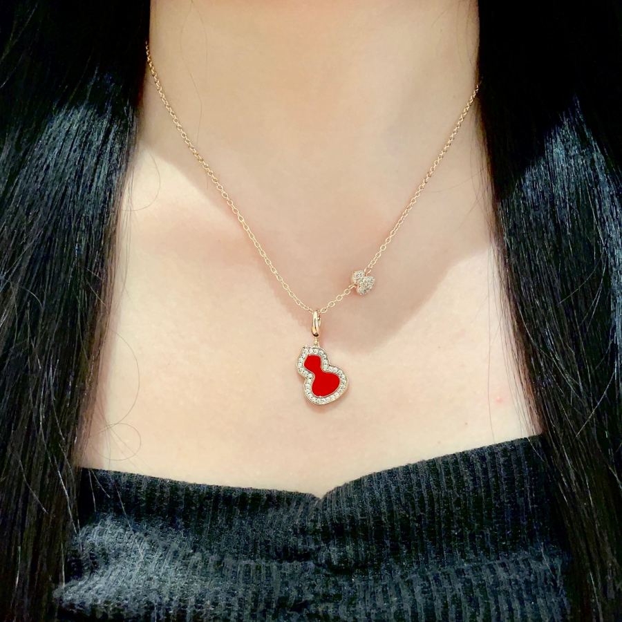 Qeelin Jewelry Kirin Gourd and Red Fritillaria Necklace — Premium Replica — photo 3