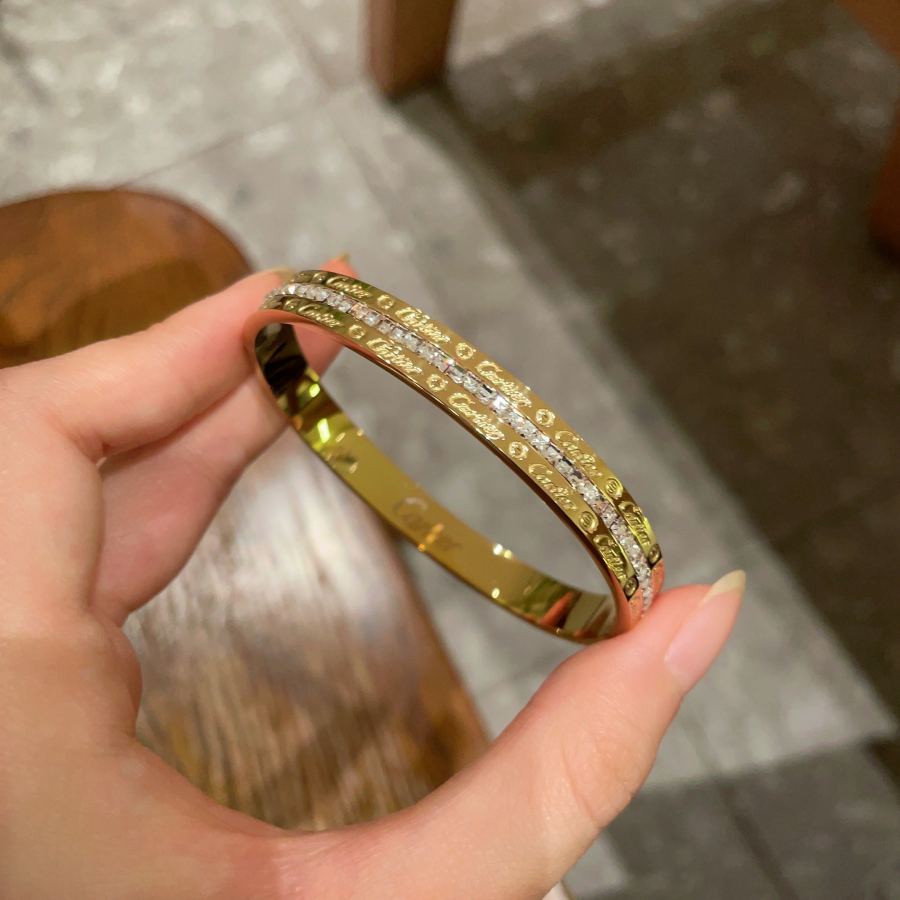 Cartier Jewelry Cartier 18k logo 360 — 1:1 Replica For Sale — photo 4
