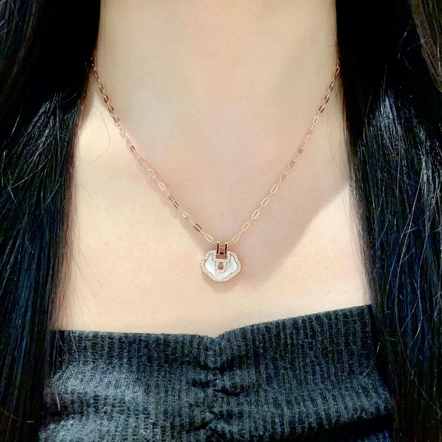Qeelin Jewelry Kirin mini Ruyi necklace, hand-made micro-set Eight Hearts and Eight Arrows high-carbon — Premium Replica — photo 3