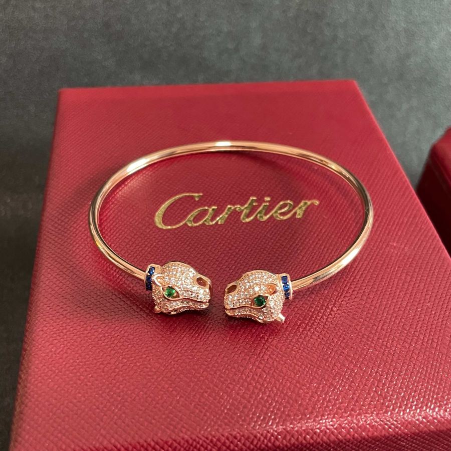 Cartier Jewelry Cartier 18k logo 360 — 1:1 Replica For Sale — photo 9