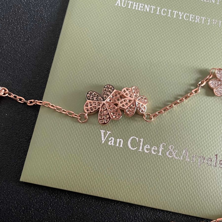 Van Cleef & Arpels Jewelry Van Cleef Arpels Alhambra ． — 1:1 Replica For Sale — photo 8