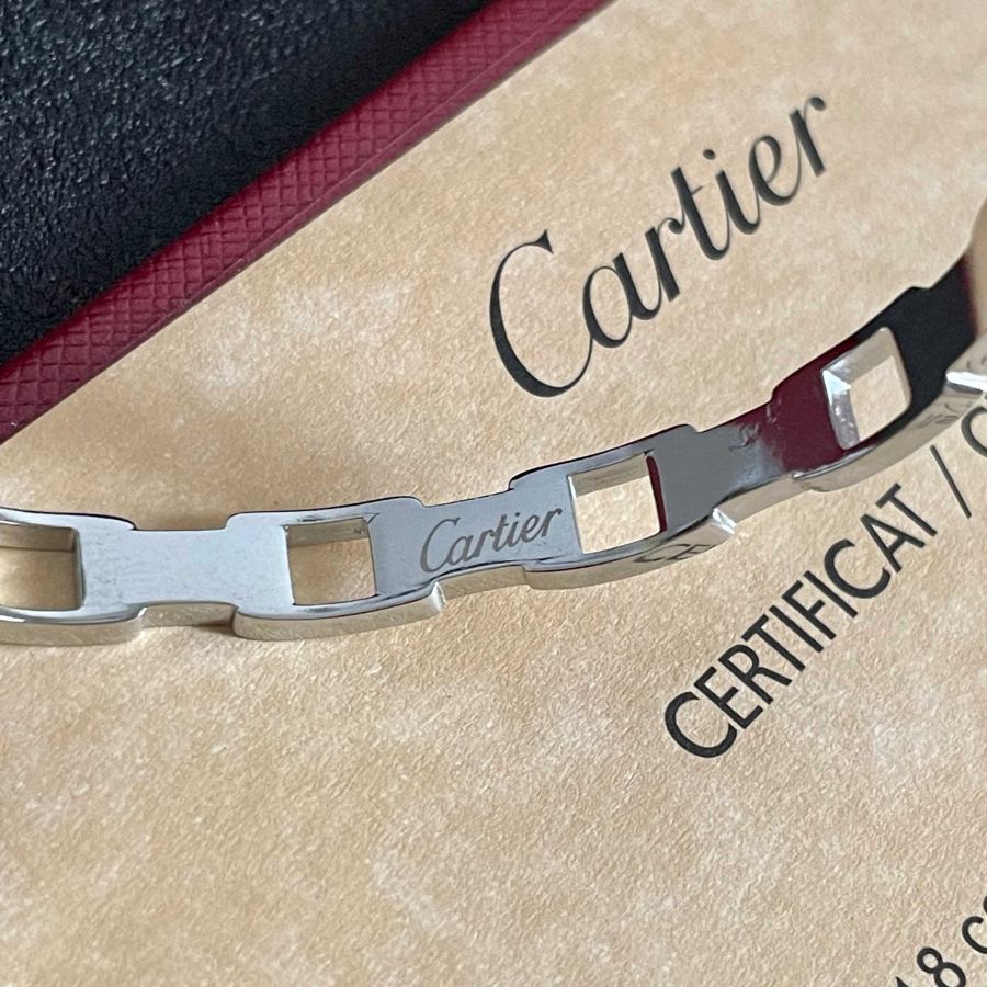 Cartier Jewelry Cartier 18k logo 360 — 1:1 Replica For Sale — photo 7